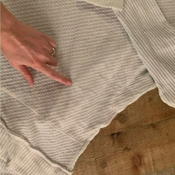 Lazy Sundays womens size L white waffle knit asymmetrical open front cardigan - Picture 3 of 11